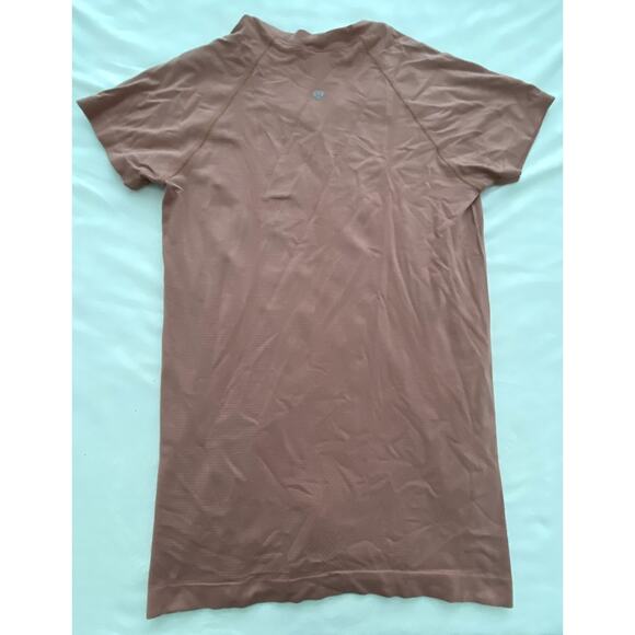 Lululemon Womens Swiftly Tech Short Sleeve Size 6 - Picture 3 of 6